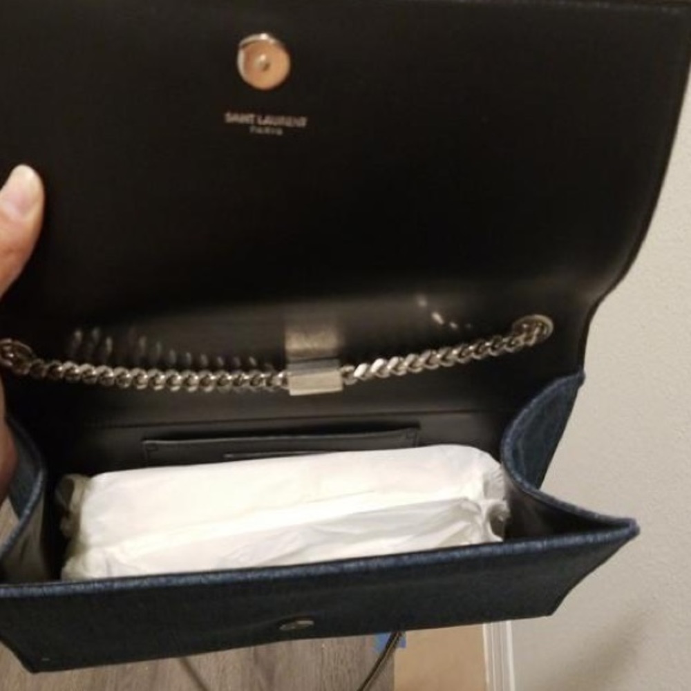 Sold. Saint Laurent bag - Picture 3 of 3